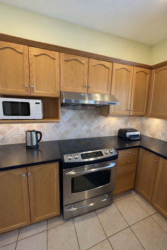 Parastoo Lalani's room