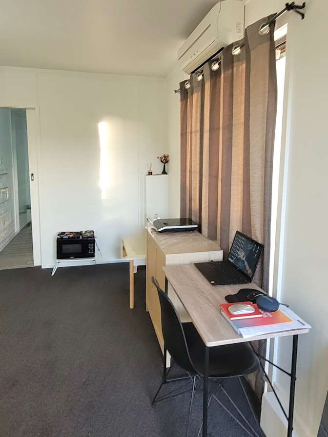 Ata Moradi's room