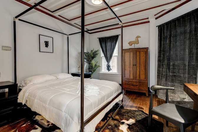 Sam June's room