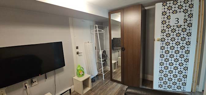 Door Man's room