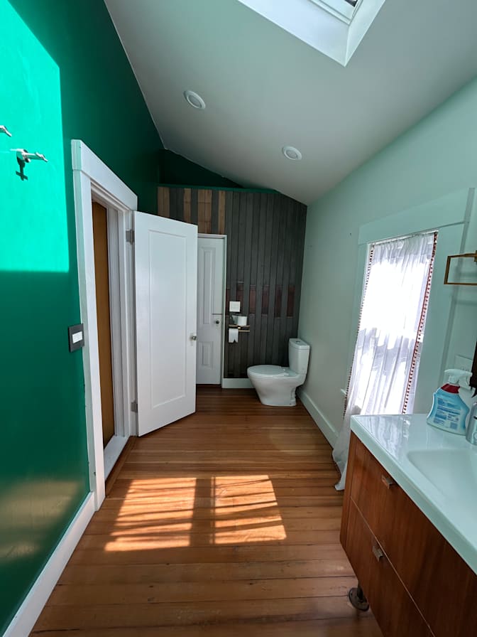 Hia's room
