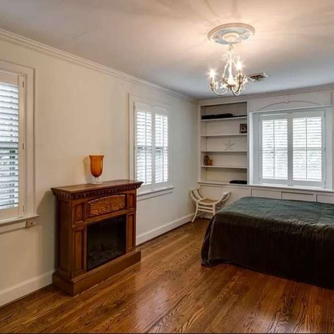 CARLT's room