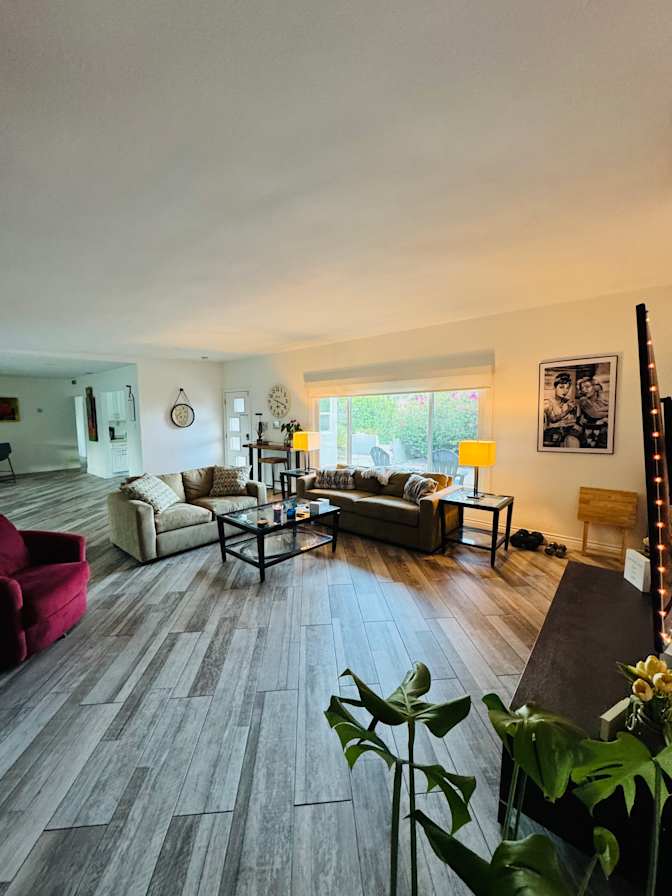 Frank's room