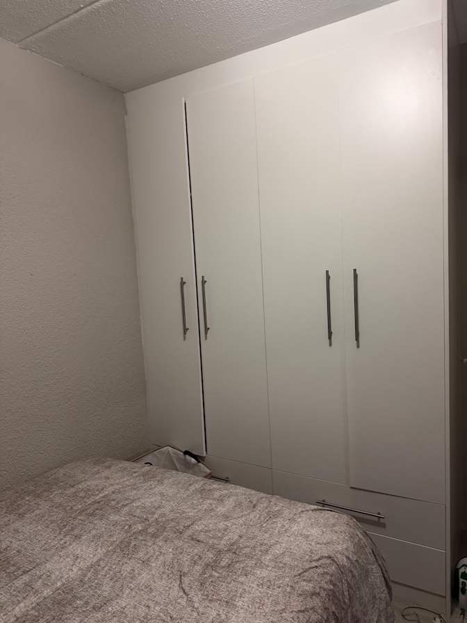 Inno's room
