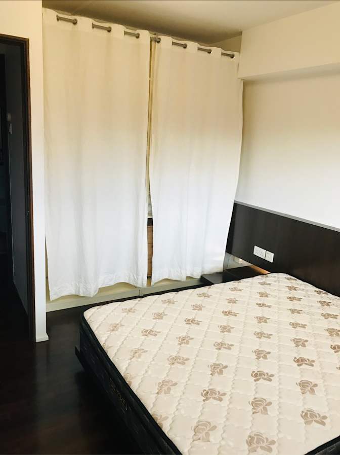 Jonathan Tan's room