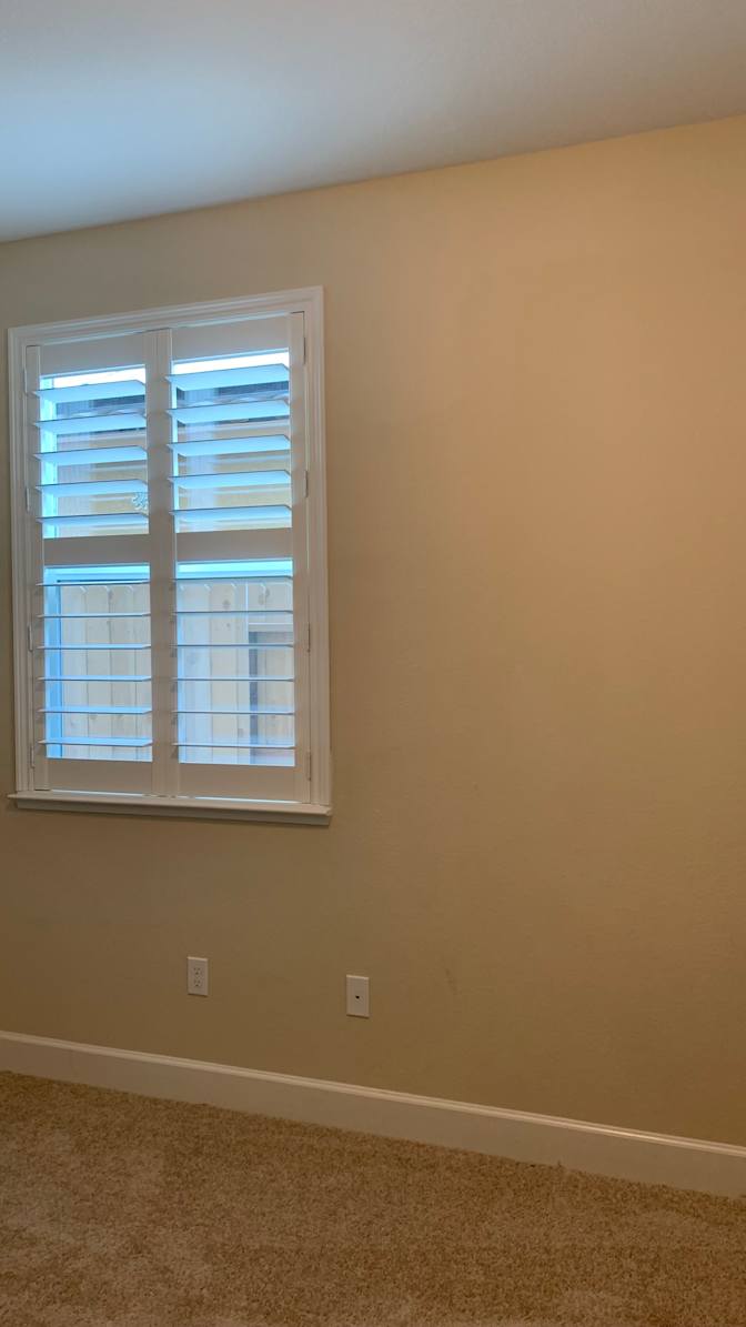 Evelyn's room