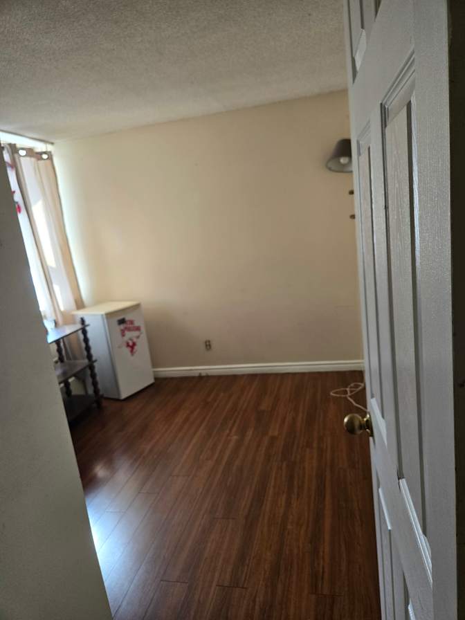 Dustin's room