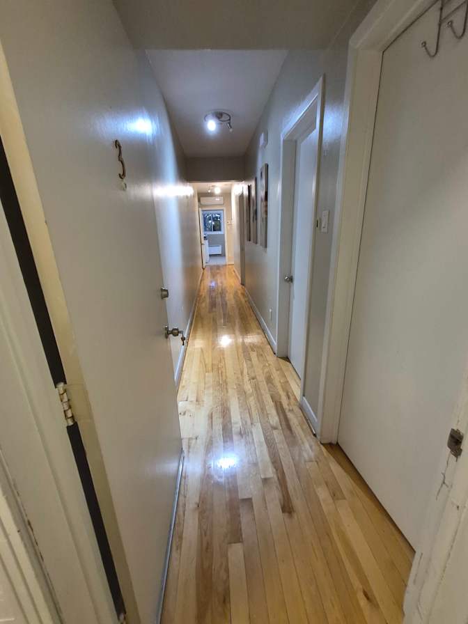 Arash Tang's room