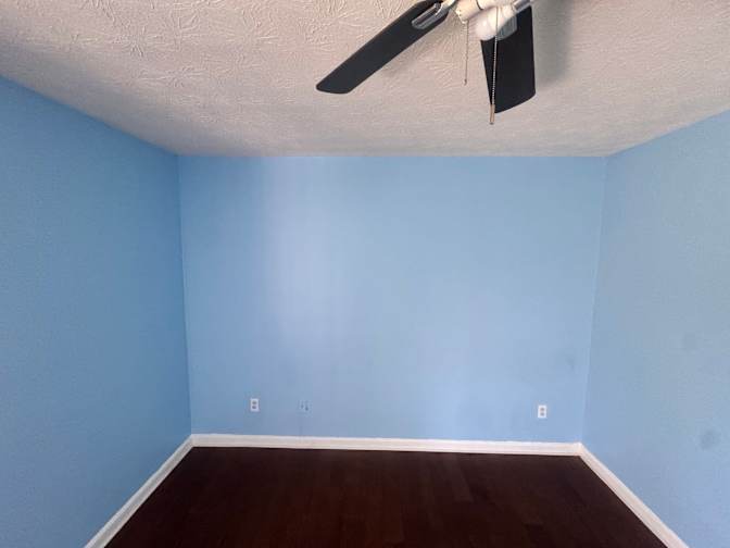 Alcove Rooms's room