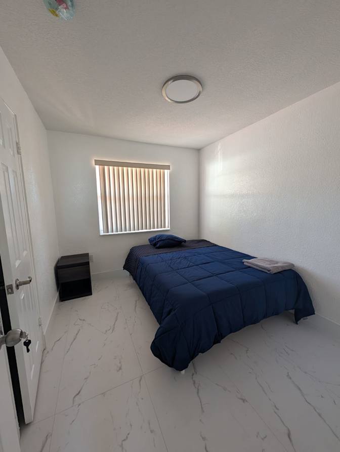ovidio rojas's room