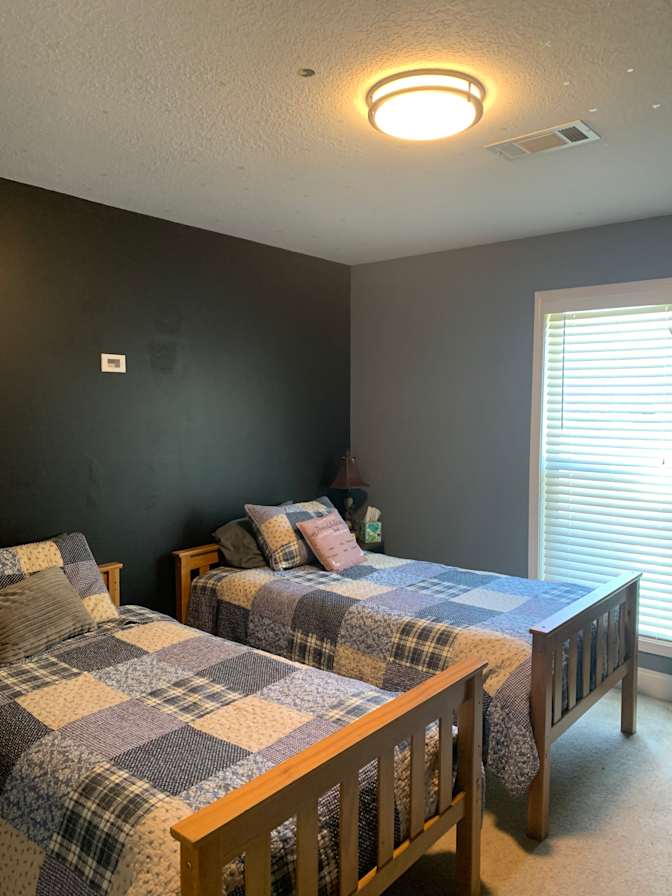 Carol Beth Mills's room