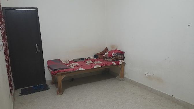Sujit Pandey's room
