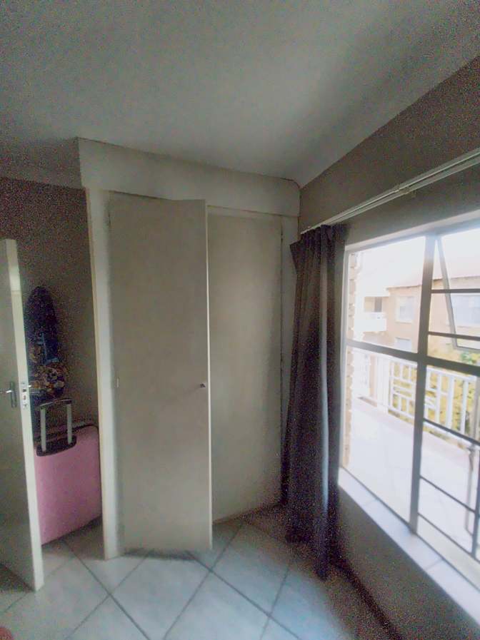 Nkosingiphile's room