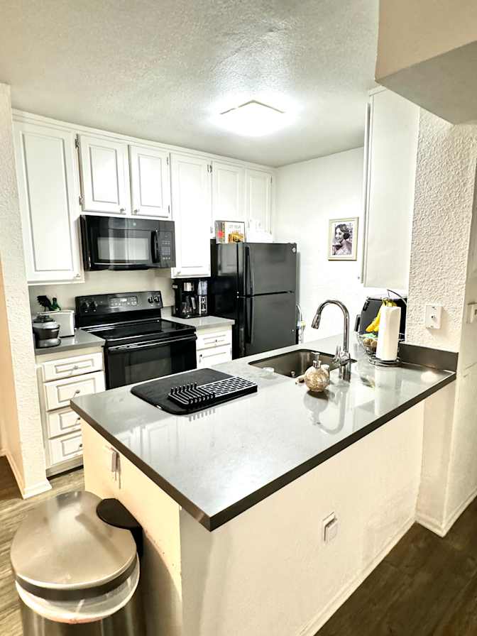 Emily Roslyn's room