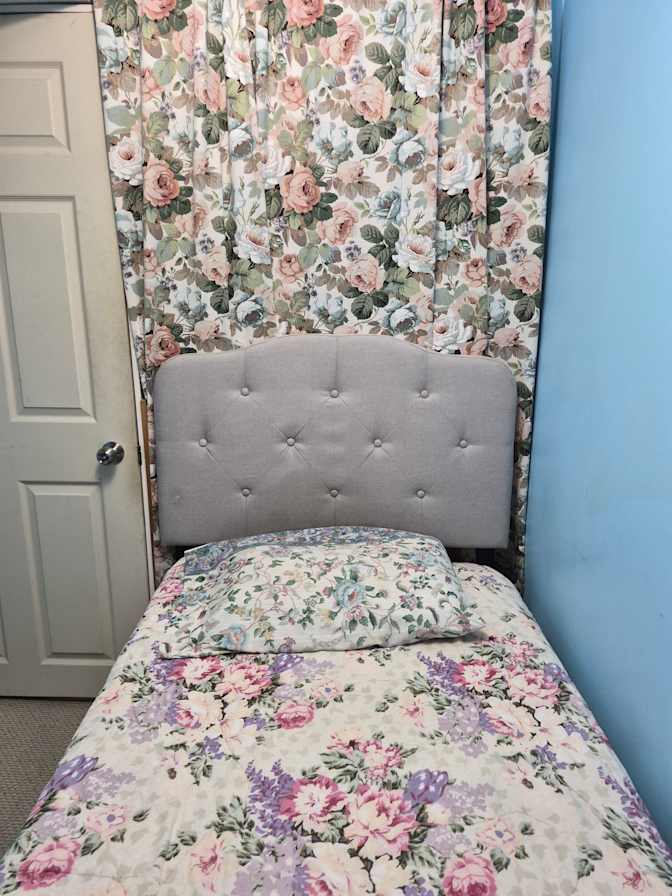 Edna Aderinboye's room