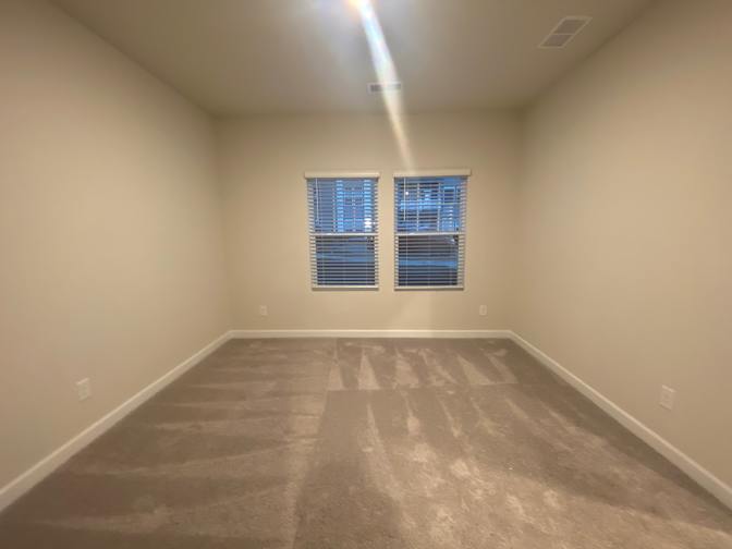 Alcove Rooms's room