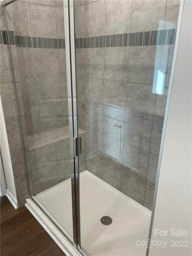 Alcove Rooms's room