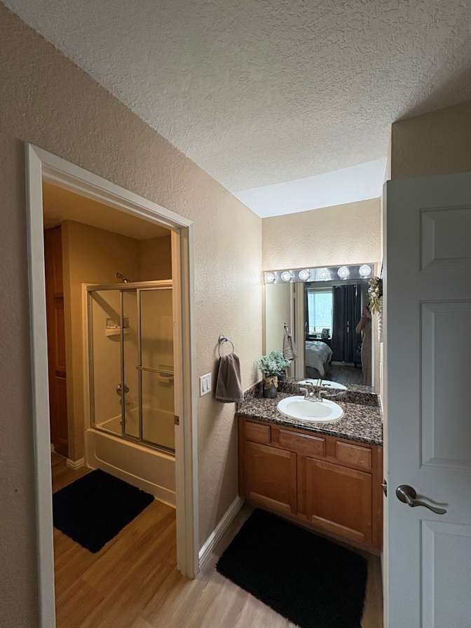 Alexis's room