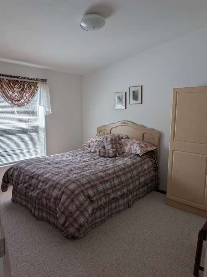 Jennifer's room