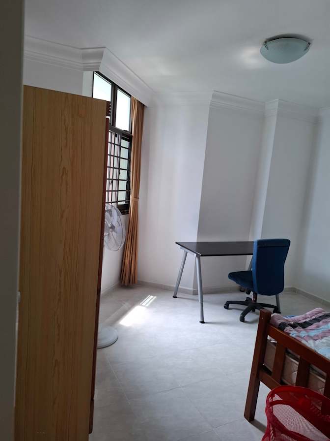 Thomas's room