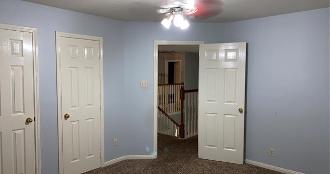 Roberto's room