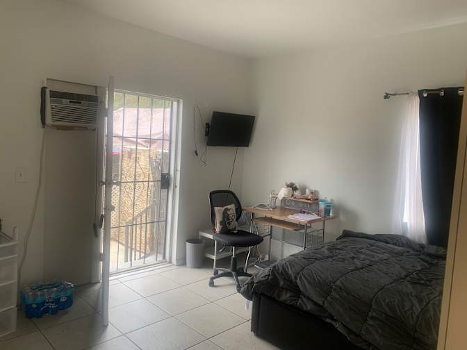 Student Housing's room