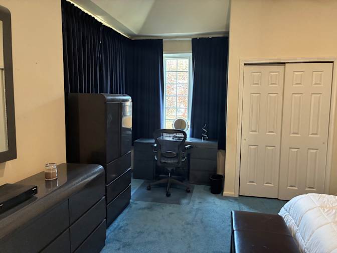 Glenn's room