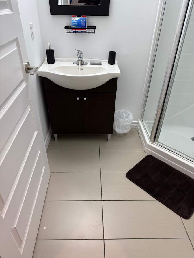 Elaine Malcolm's room