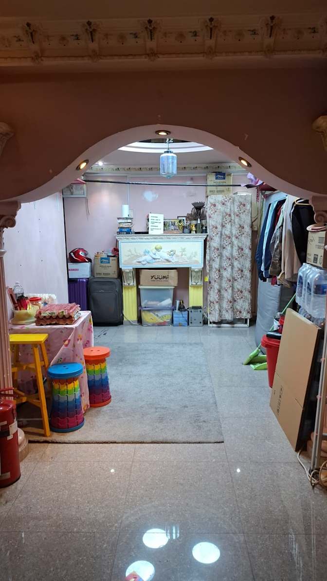 Hai Qing Philip's room