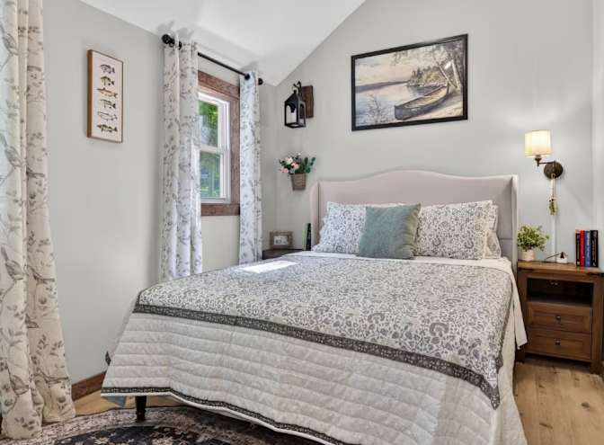 Zoe's room