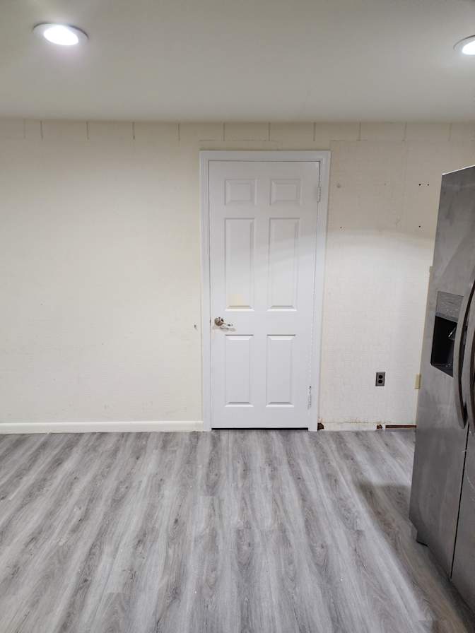 Enrique's room