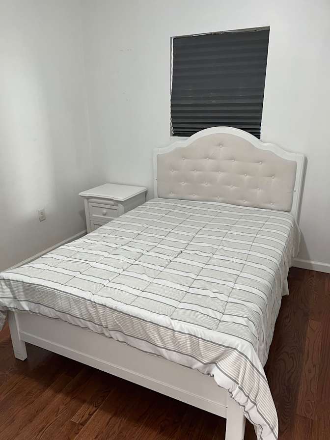 Orlando Medina's room