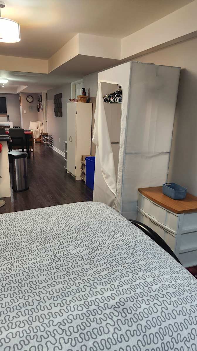 Zohra's room