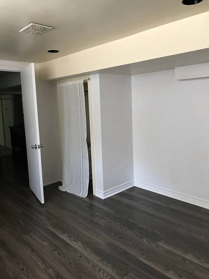 Jennifer's room