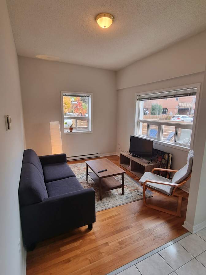 Noam's room
