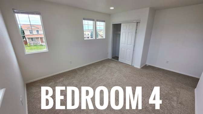 HomeCrew's room
