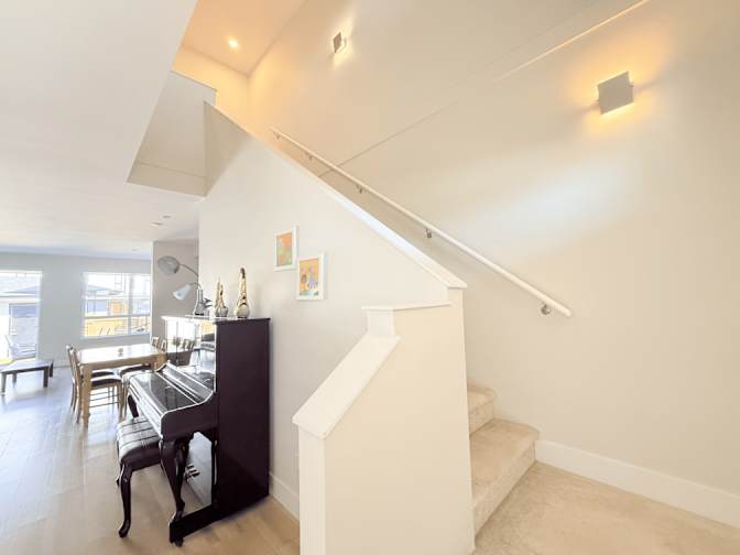 Sunny's room
