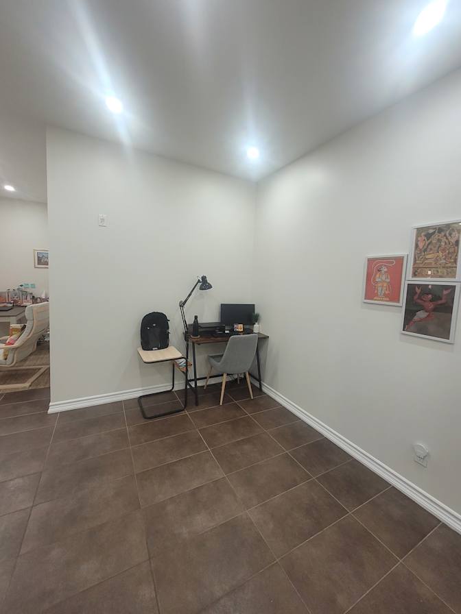 Shreya Shukla's room