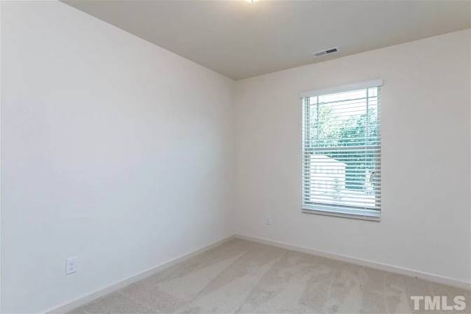 Alcove Rooms's room