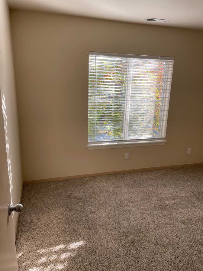 Jon's room