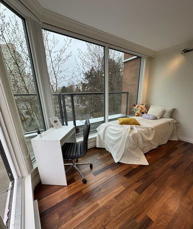 Van House's room