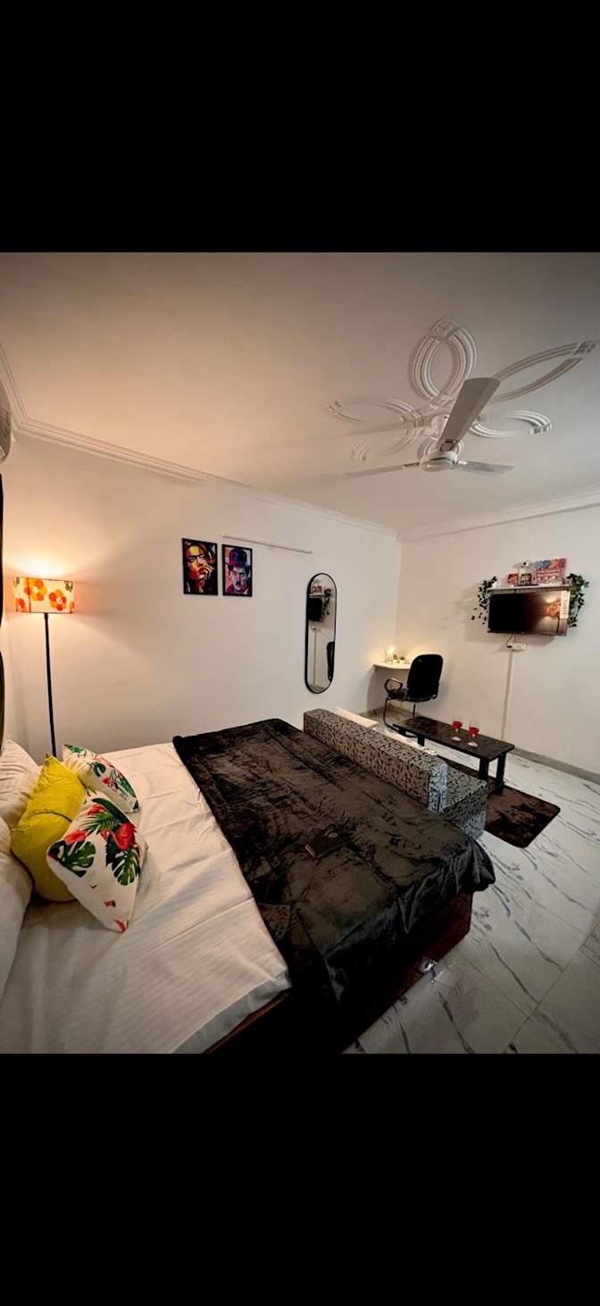 Hide Lover's room