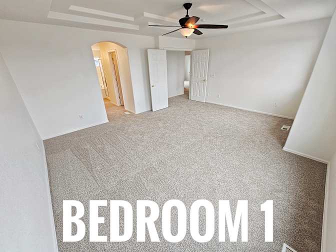 HomeCrew's room