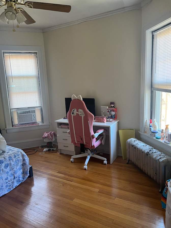 Isadora's room