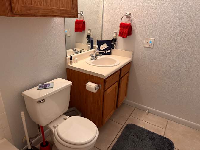 Sandy's room