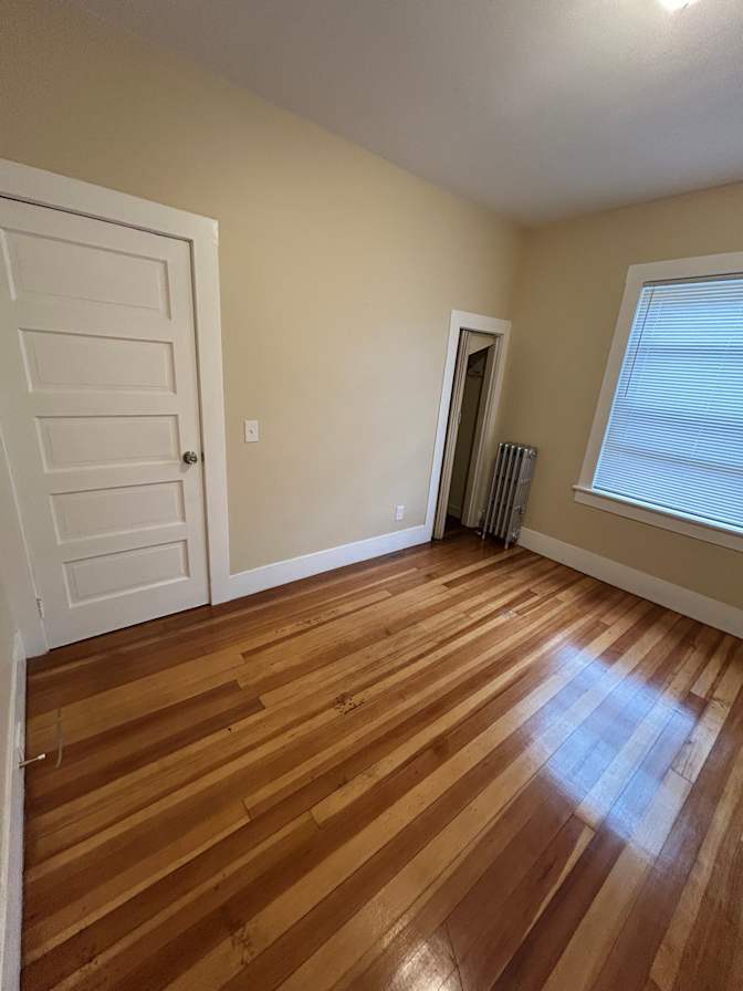 Maximeize Management's room
