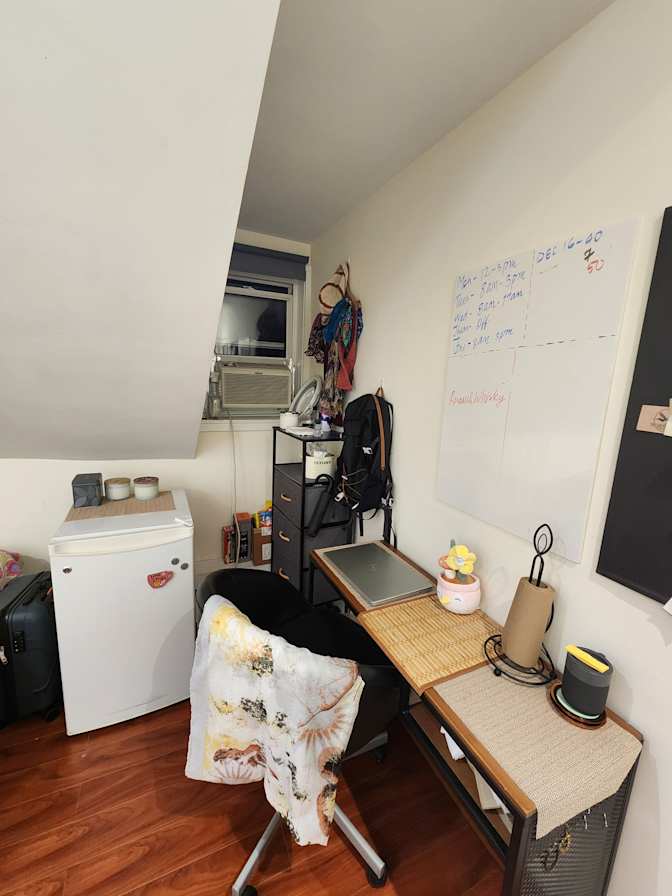 Jon Doe's room