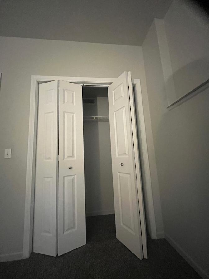 dina's room