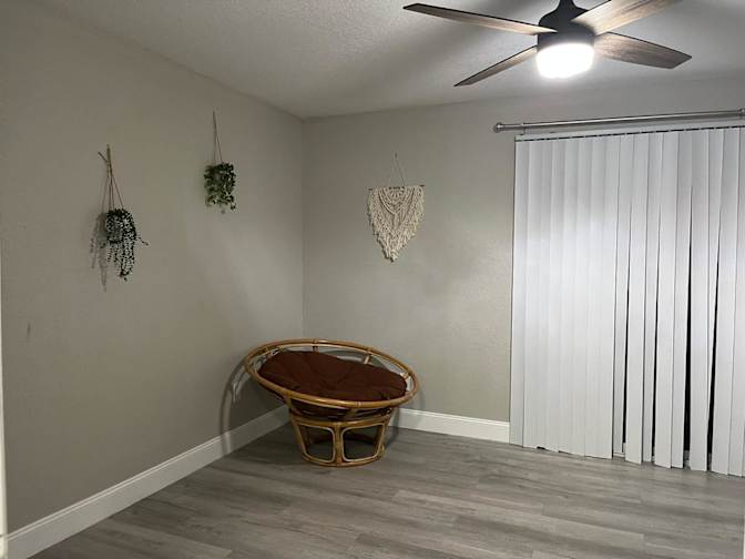 Nicollas's room