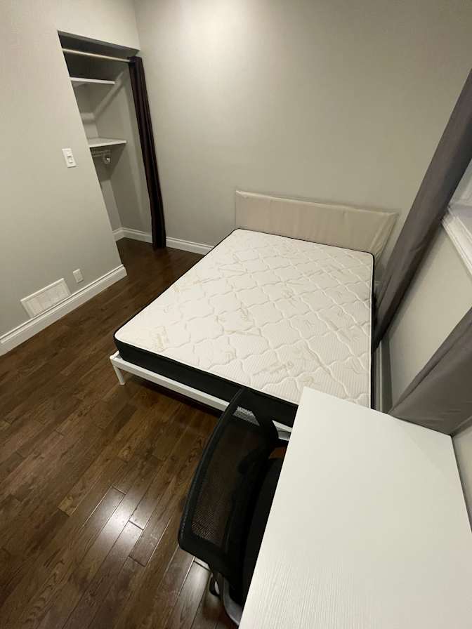 Jenny's room